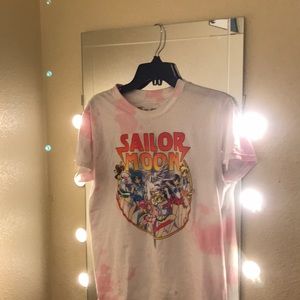 Sailor moon graphic T-shirt